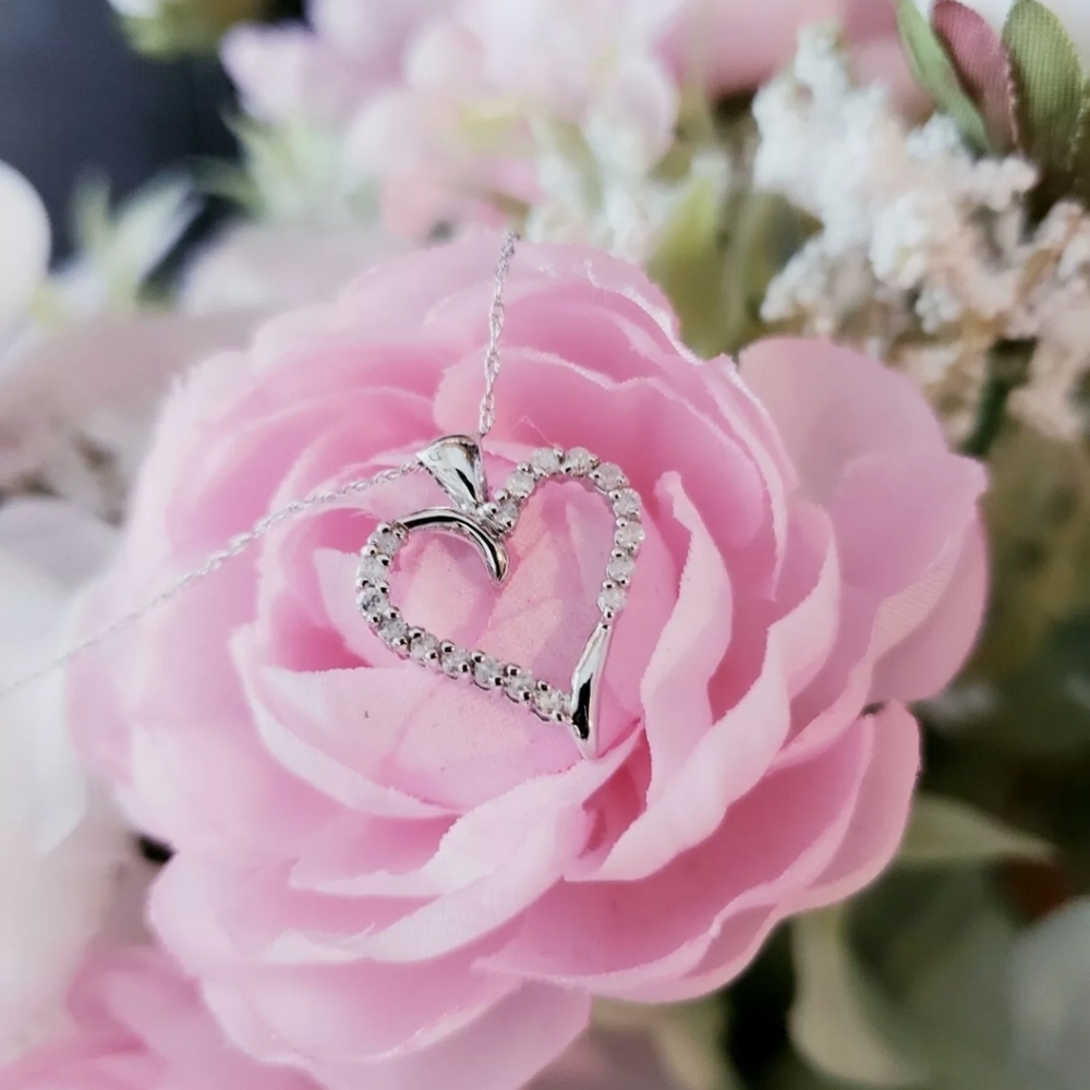 Diamond Heart Pendant 10K White Gold